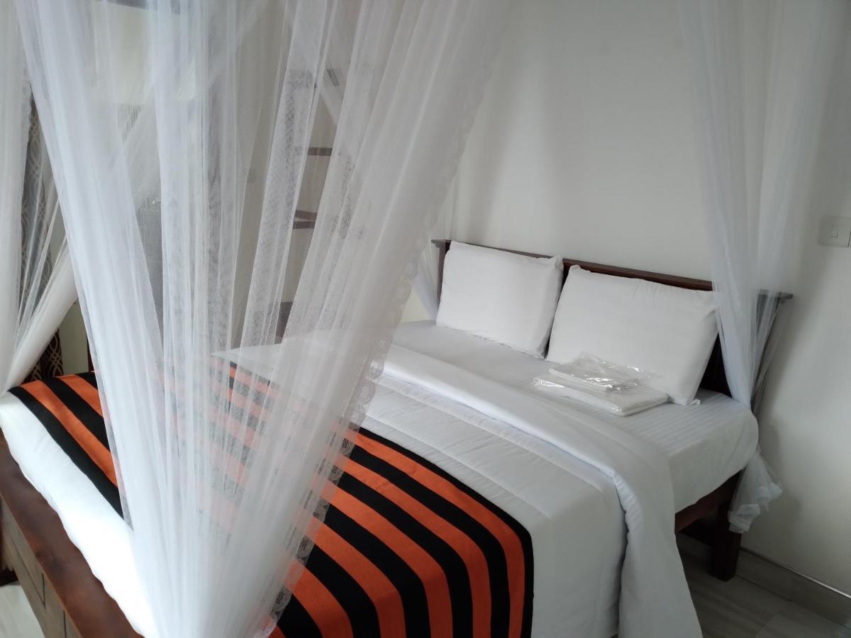 Holly House Homestay Ella Esterno foto