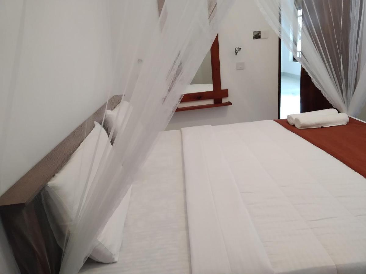 Holly House Homestay Ella Esterno foto