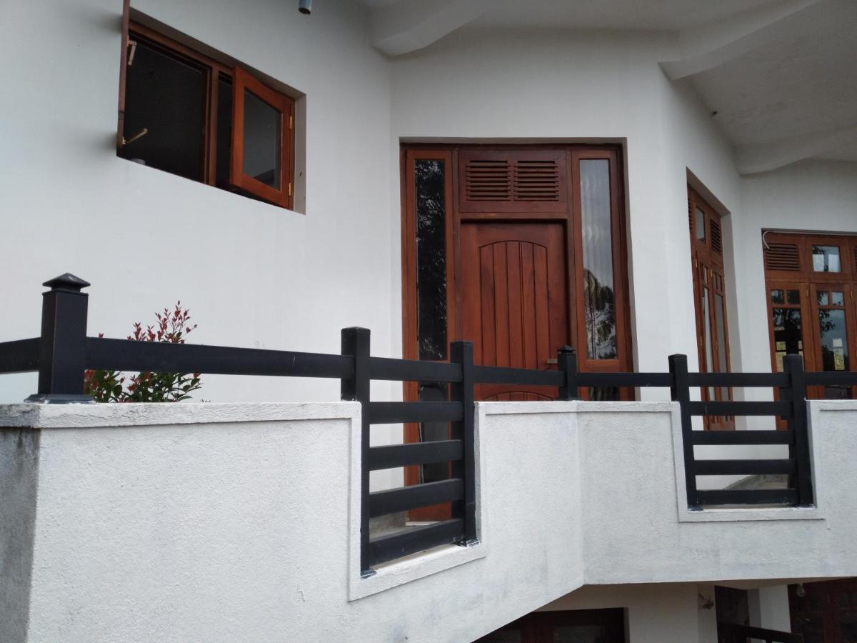 Holly House Homestay Ella Esterno foto