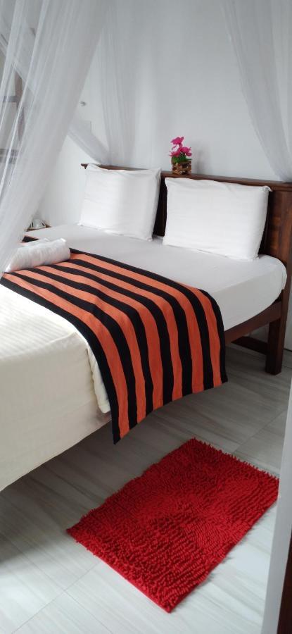 Holly House Homestay Ella Esterno foto