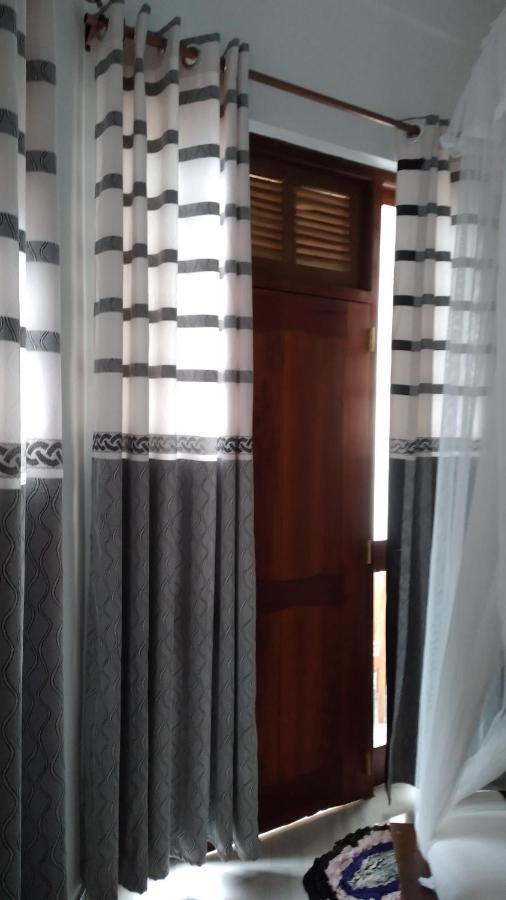Holly House Homestay Ella Esterno foto